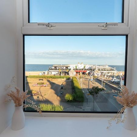 Sea Views Modern Two Bedroom Apartment Lowestoft Exterior foto