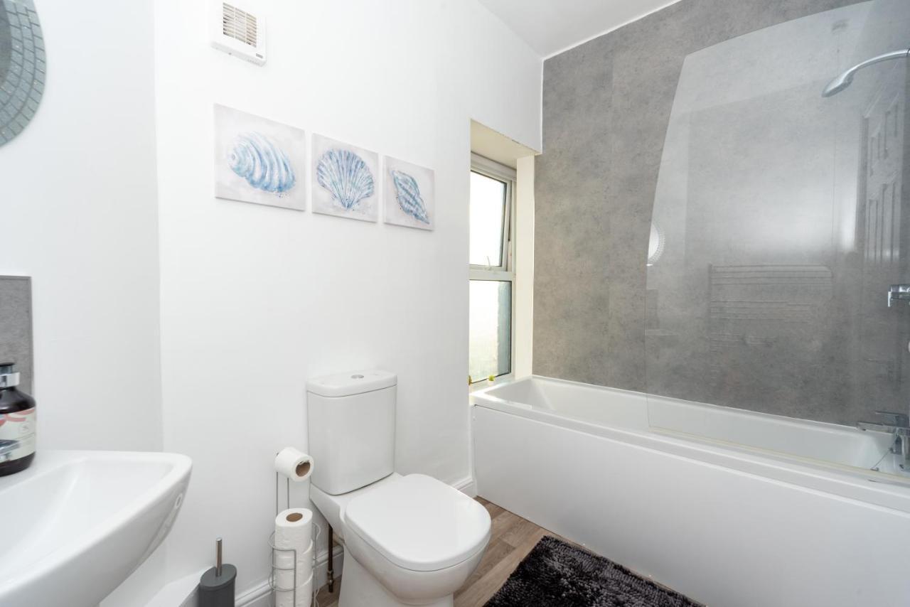 Sea Views Modern Two Bedroom Apartment Lowestoft Exterior foto