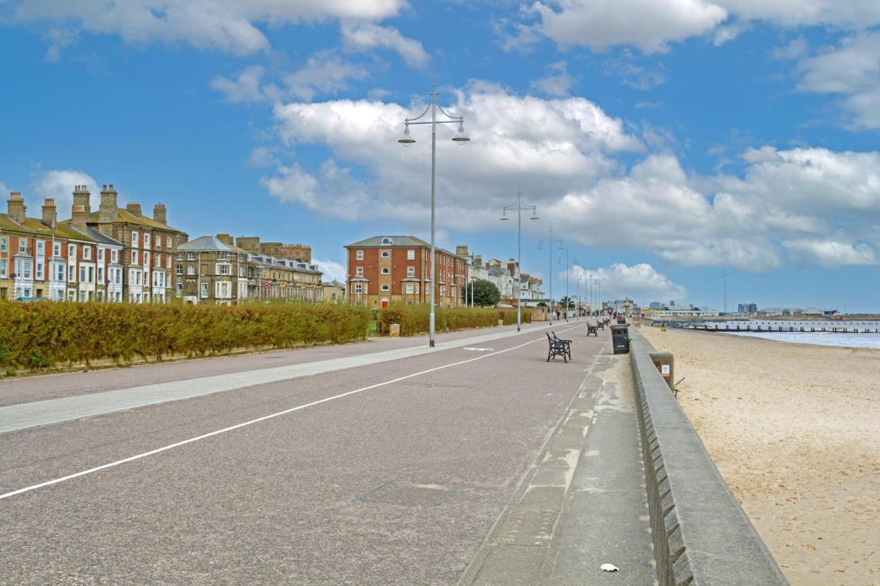 Sea Views Modern Two Bedroom Apartment Lowestoft Exterior foto