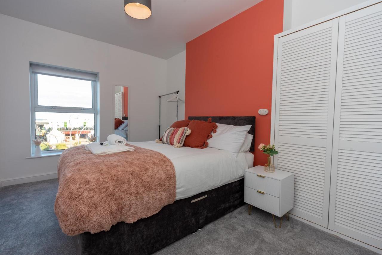 Sea Views Modern Two Bedroom Apartment Lowestoft Exterior foto